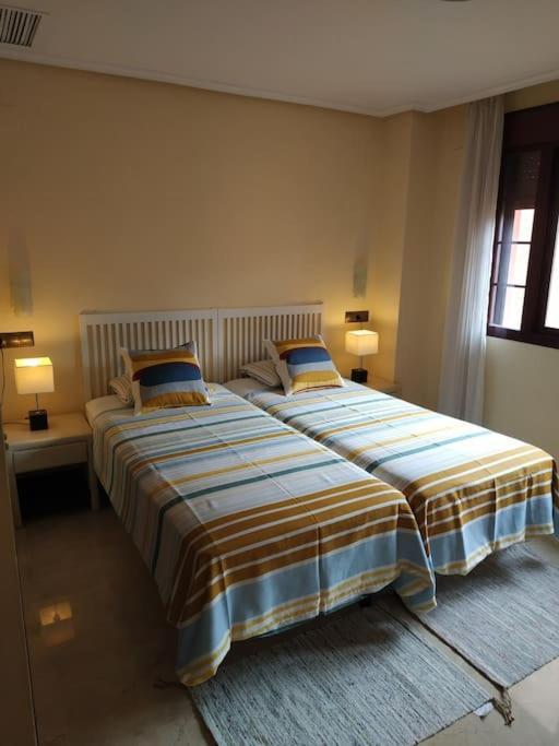 Luxury With Sea Views, Golf, Gym, Spa, 7 Pools *