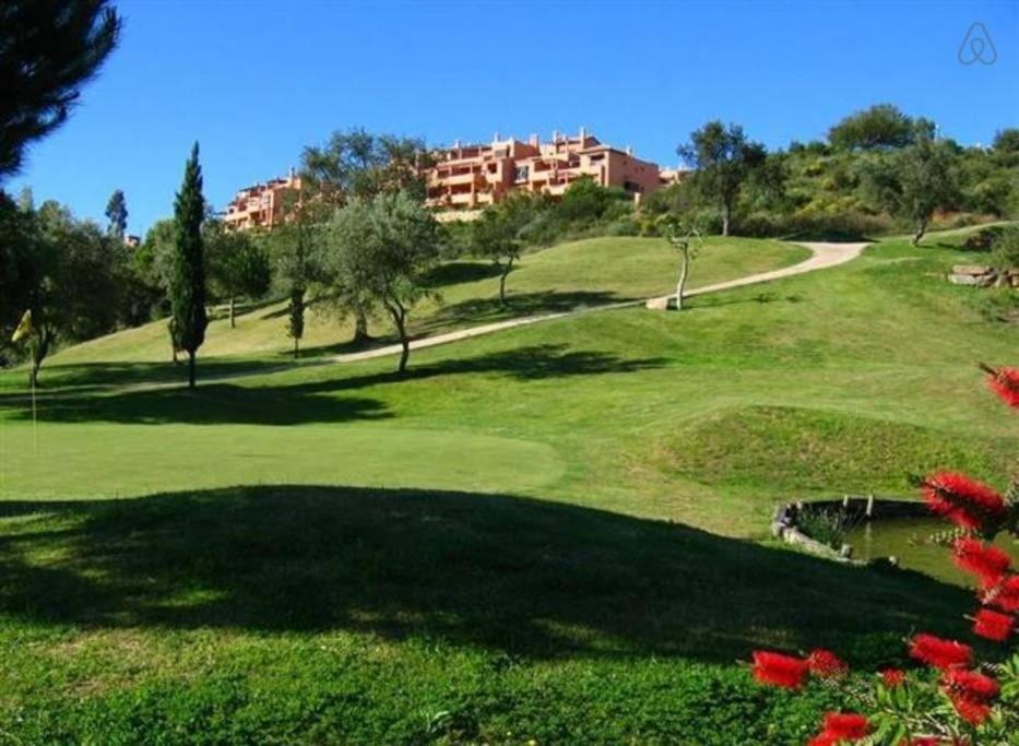 Luxury With Sea Views, Golf, Gym, Spa, 7 Pools
