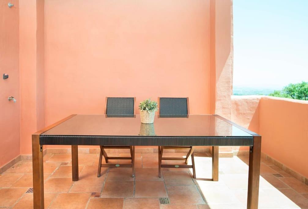 Luxury With Sea Views, Golf, Gym, Spa, 7 Pools * Ojen