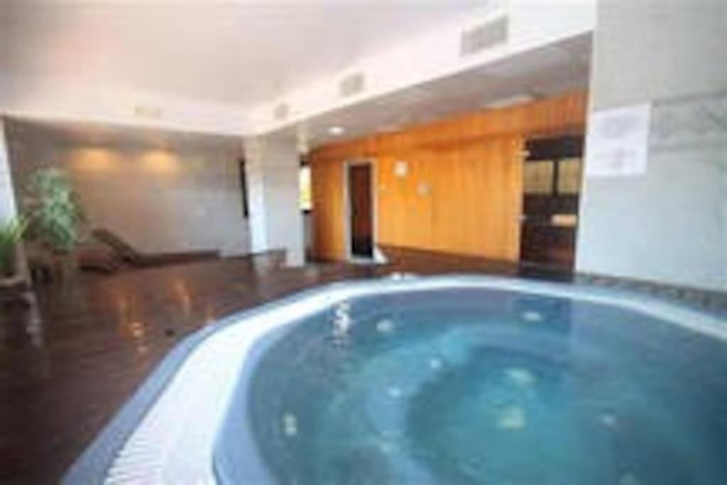 Apartment Luxury With Sea Views, Golf, Gym, Spa, 7 Pools *